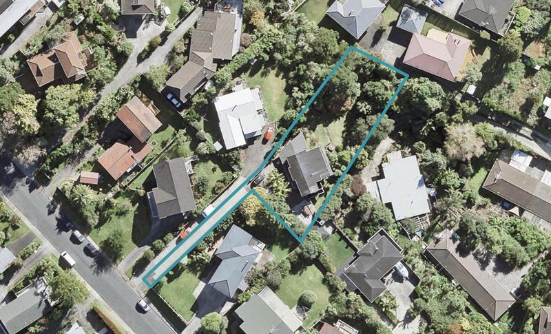 18 Geoffrey Road, Torbay, Auckland - Carousel 1