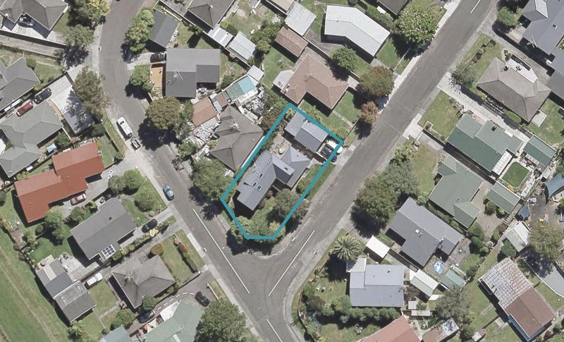 1 Matuku Street, Heretaunga, Upper Hutt - Carousel 1