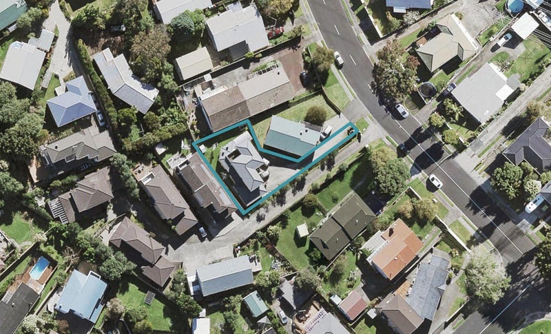 160 Halsey Drive, Lynfield, Auckland - Carousel 1