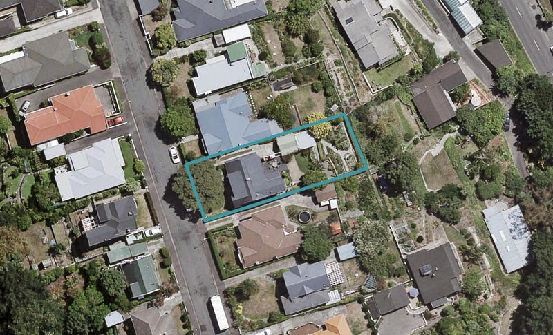 7 Coleman Terrace, Hospital Hill, Napier - Carousel 1