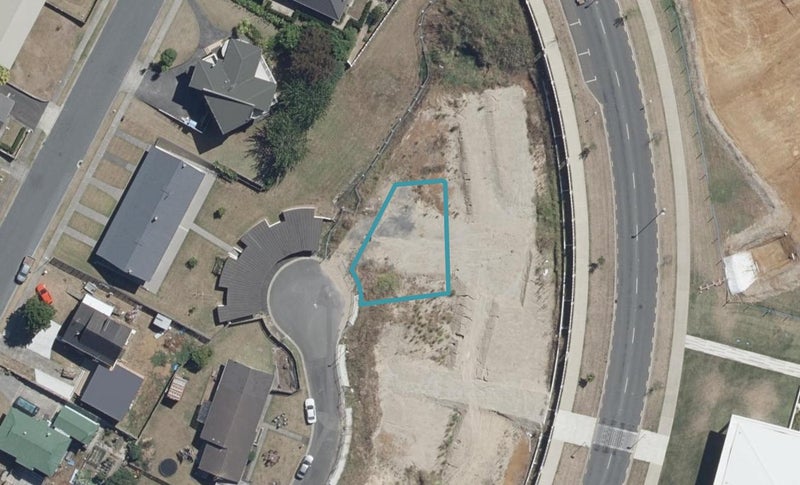 33 Boyack Drive, Temple View, Hamilton - Carousel 1