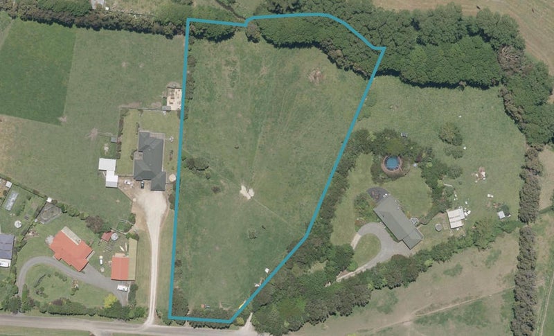 7 Onetere Drive, Whanganui Airport, Whanganui - Carousel 1