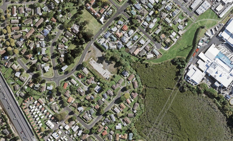 85F Kindergarten Drive, Conifer Grove, Takanini - Carousel 1