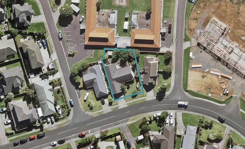 38 Lenore Road, Favona, Auckland - Carousel 1