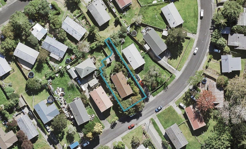26 Taurus Crescent, Beach Haven, Auckland - Carousel 1