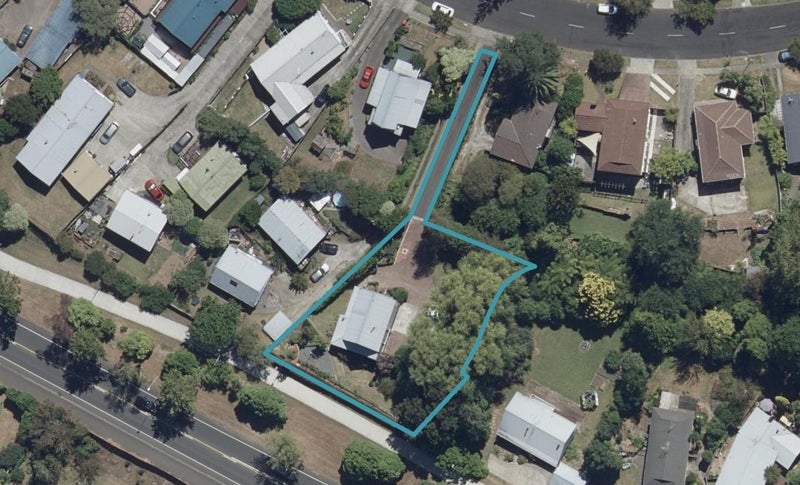 54 Pelorus Street, Glenview, Hamilton - Carousel 1