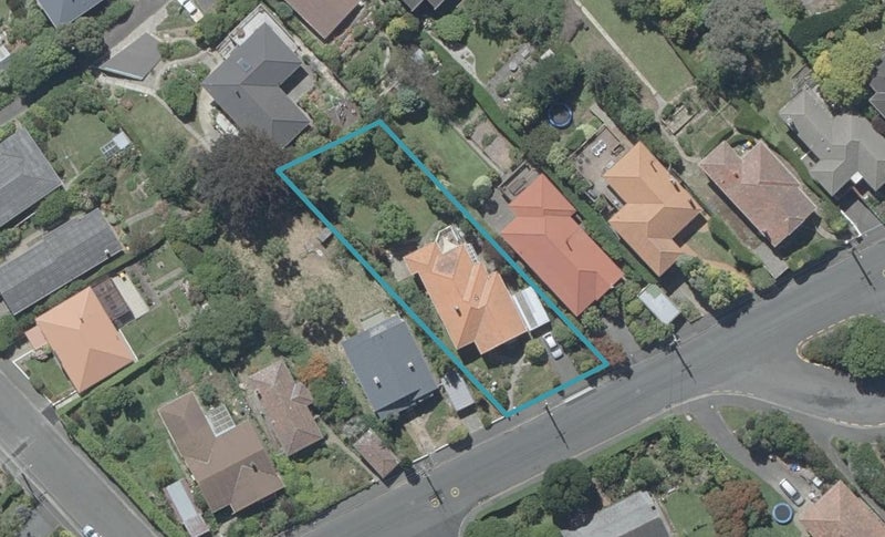 157 Signal Hill Road, Opoho, Dunedin - Carousel 1