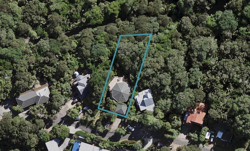 10 Woollams Road, Onetangi, Waiheke Island - Carousel 1