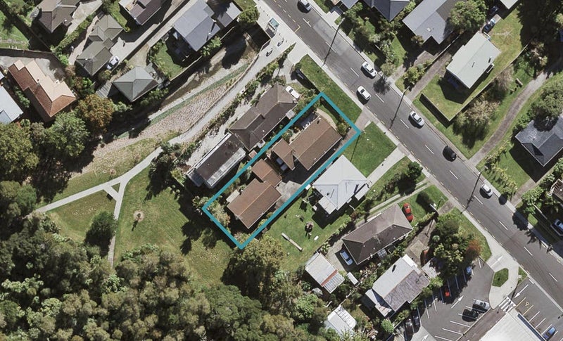 2/10 Hillcrest Avenue, Hillcrest, Auckland - Carousel 1