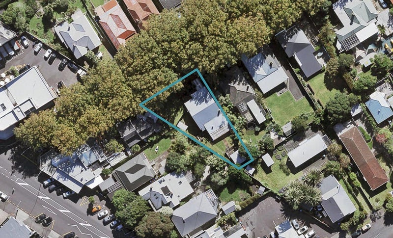 1 Hakanoa Street, Grey Lynn, Auckland - Carousel 1