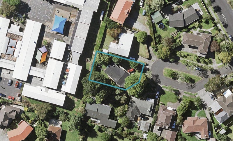 12 Pennycook Place, Sunnyhills, Auckland - Carousel 1