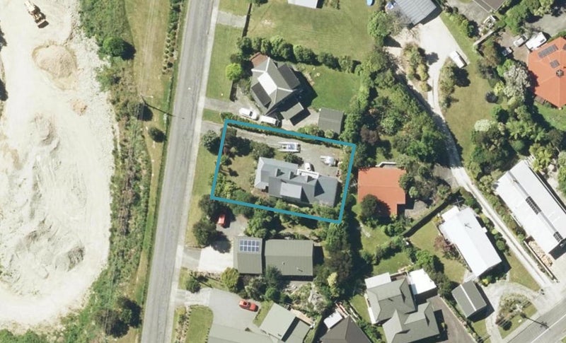11 Boons Valley Road, Waikawa, Picton - Carousel 1