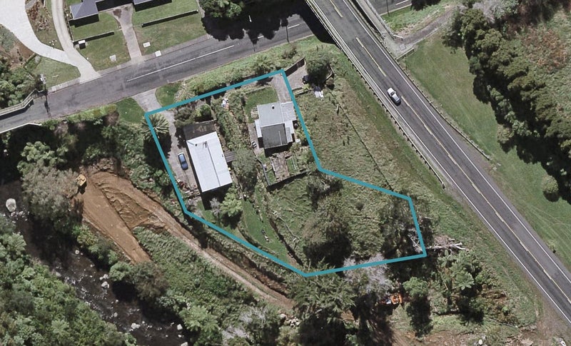 18/18A Junction Street, Welbourn, New Plymouth - Carousel 1
