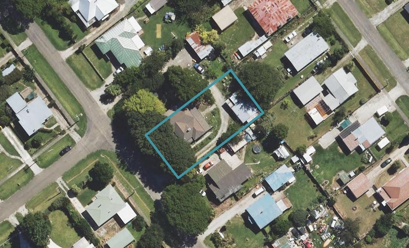 12 Kara Street, Outer Kaiti, Gisborne - Carousel 1