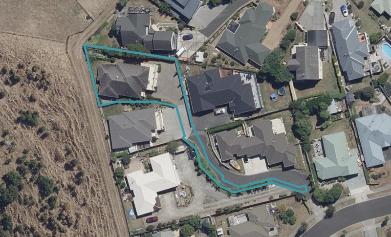 18C Highgrove Drive, Grandview Heights, Hamilton - Carousel 1