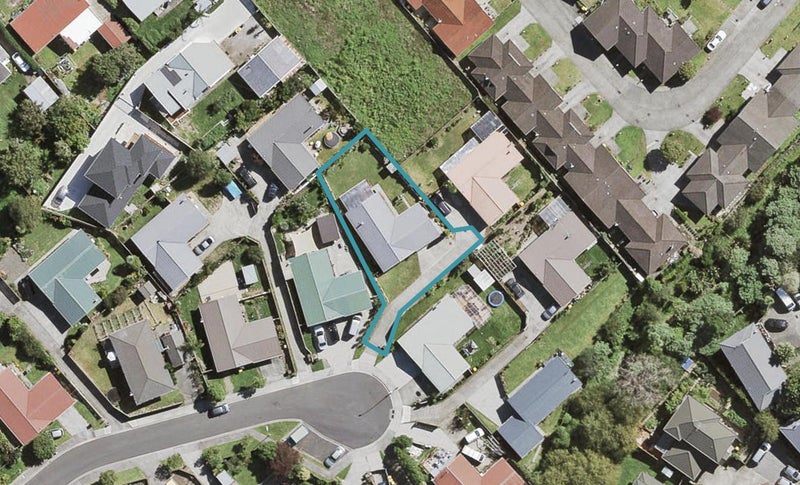 18 Muriel Place, Ranui, Auckland - Carousel 1