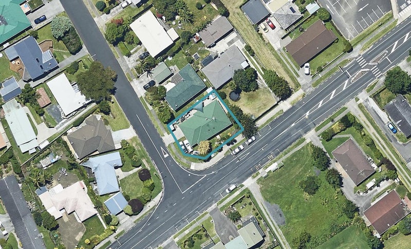 1 Sunset Crescent, Maungatapu, Tauranga - Carousel 1