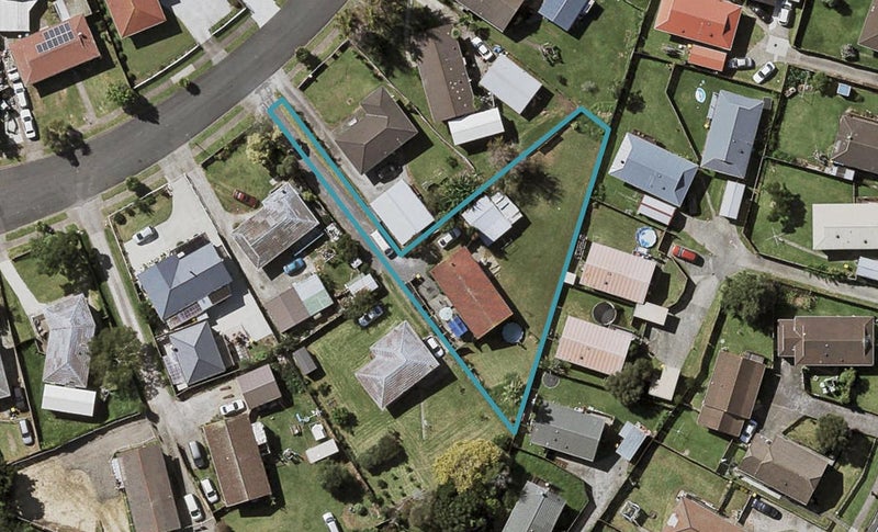 74 Zelda Avenue, Clover Park, Auckland - Carousel 1