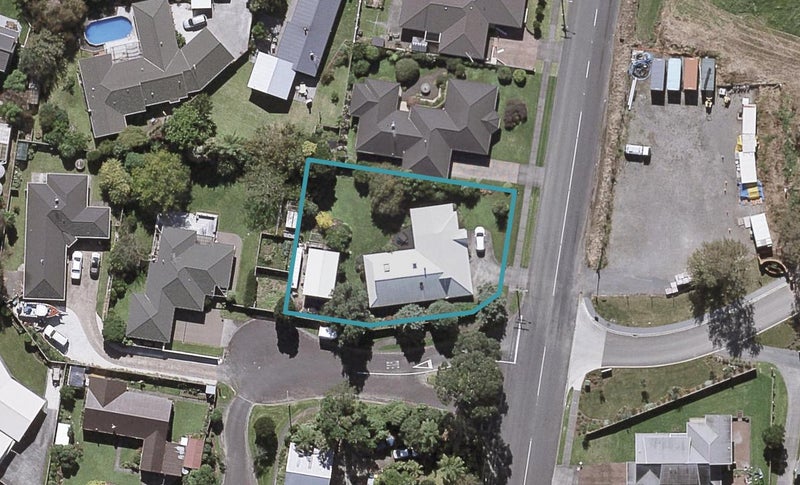 92 Barrett Road, Whalers Gate, New Plymouth - Carousel 1
