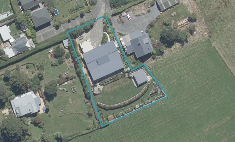 18 Ferguson Street, Warrington, Waikouaiti - Carousel 1
