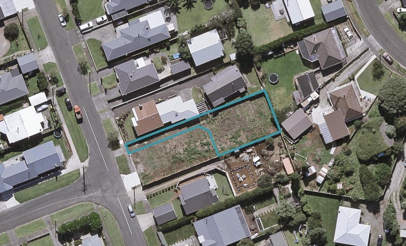 21B Ropiha Street, Fitzroy, New Plymouth - Carousel 1