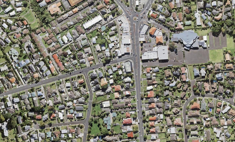 2/57 James Laurie Street, Henderson, Auckland - Carousel 1