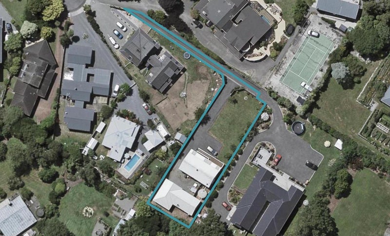 17 Kew Grove, Raumati Beach, Paraparaumu - Carousel 1