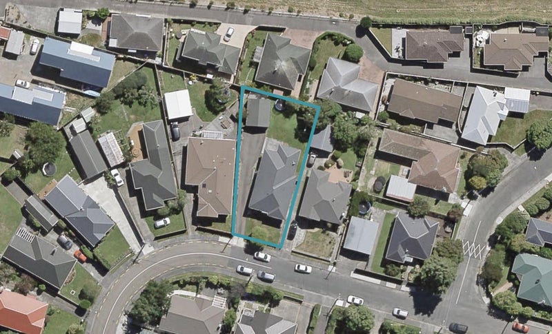 26 Ropata Crescent, Boulcott, Lower Hutt - Carousel 1