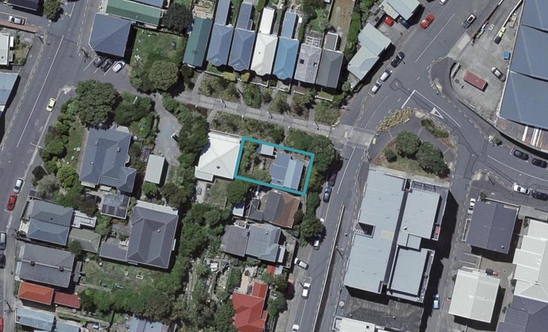 2 Hanson Street, Mount Cook, Wellington - Carousel 1