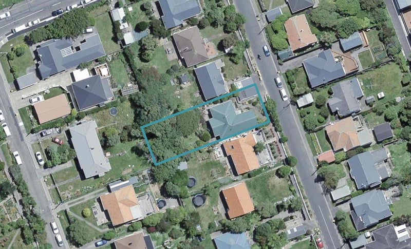 8 Hathaway Avenue, Karori, Wellington - Carousel 1