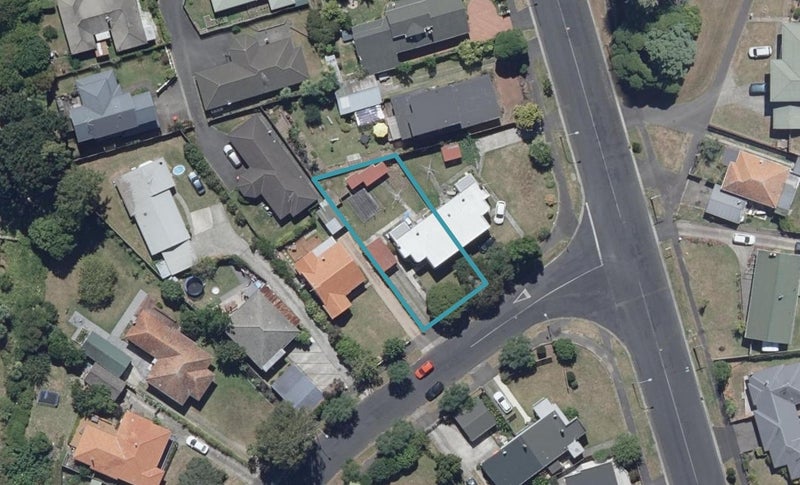 3 Bledisloe Terrace, Hamilton East, Hamilton - Carousel 1