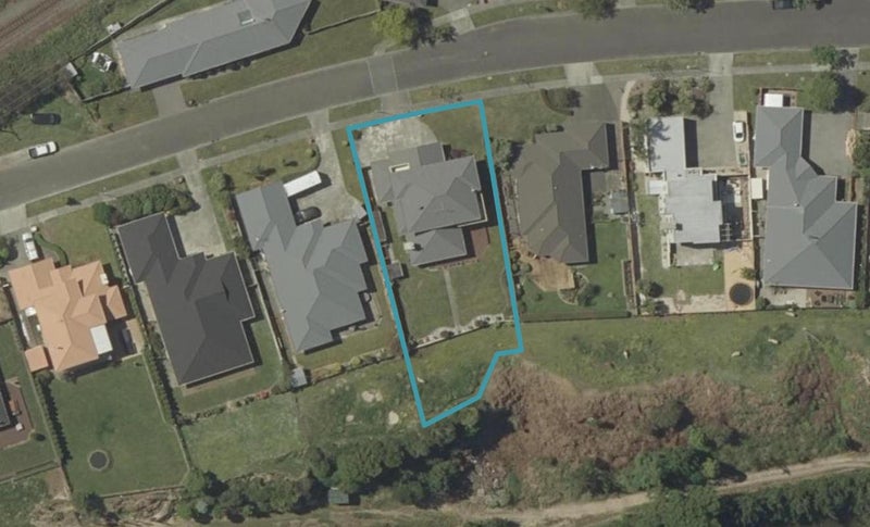 59 Royal Oak Drive, Kelvin Grove, Palmerston North - Carousel 1