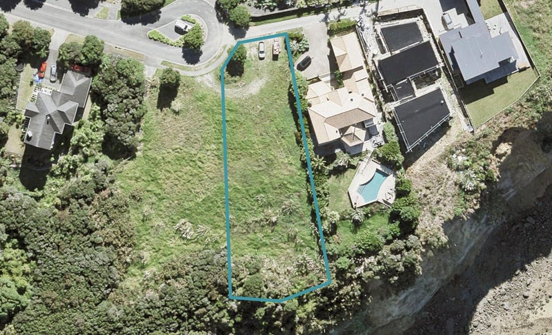 76 Beauvoir Avenue, Matakatia, Whangaparaoa - Carousel 1