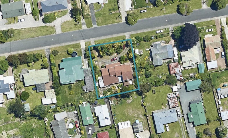 6 Bellvue Road, Kawaha Point, Rotorua - Carousel 1