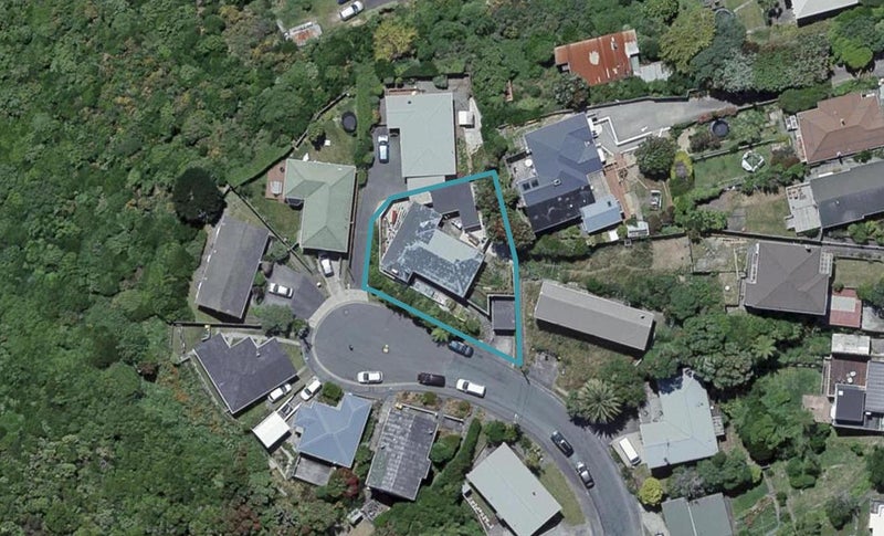 14 Baffin Grove, Kingston, Wellington - Carousel 1