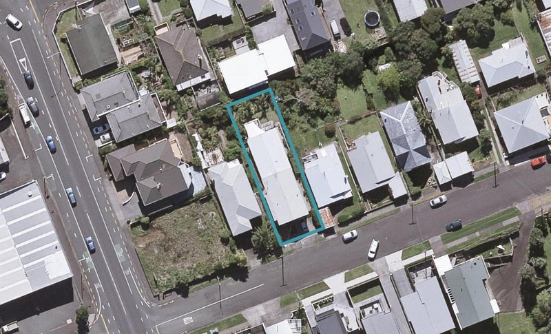 189 Gill Street, Strandon, New Plymouth - Carousel 1