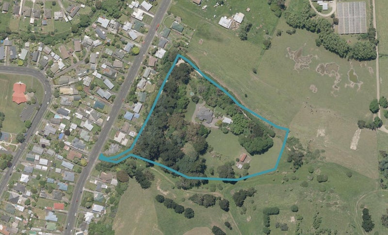 128 Ikitara Road, Whanganui East, Whanganui - Carousel 1