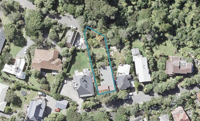 29 Moana Road, Days Bay, Lower Hutt - Carousel 1