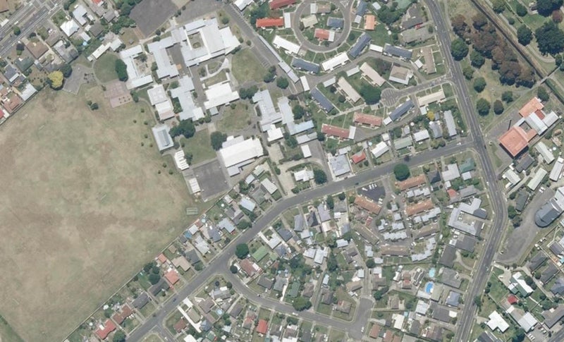 19 Morris Spence Avenue, ONEKAWA, NAPIER - Carousel 1