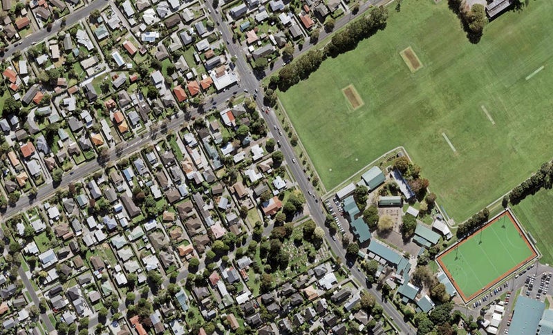 1/216 Rosebank Road, Avondale, Auckland - Carousel 1