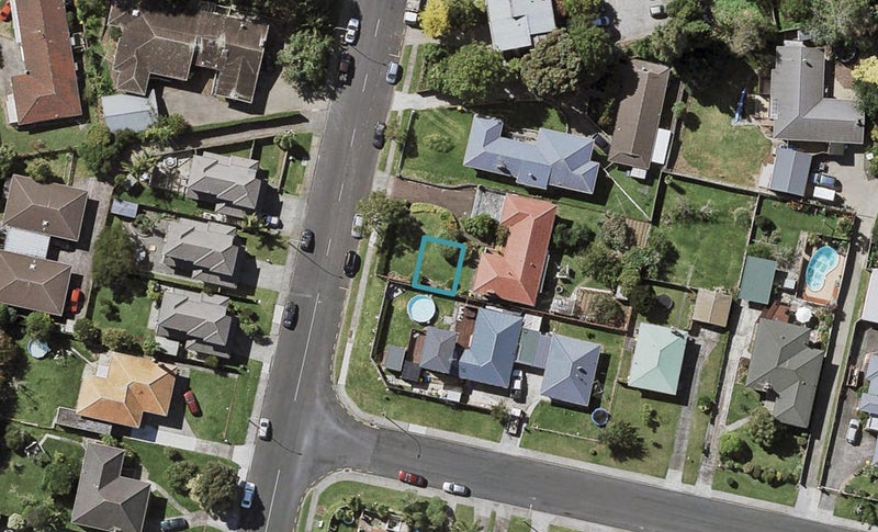 2/6A William Roberts Road, Pakuranga, Auckland - Carousel 1