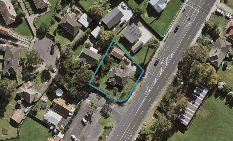 13 Mcdonald Place, Otahuhu, Auckland - Carousel 1