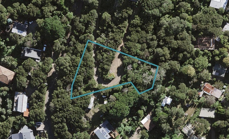 39 Okoka Road, Ōmiha, Waiheke - Carousel 1