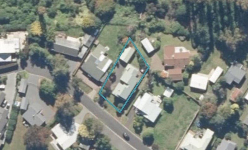 37 Nisbet Terrace, Taupo - Carousel 1