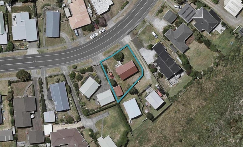 40 Rutherford Drive, Waikanae Beach, Waikanae - Carousel 1