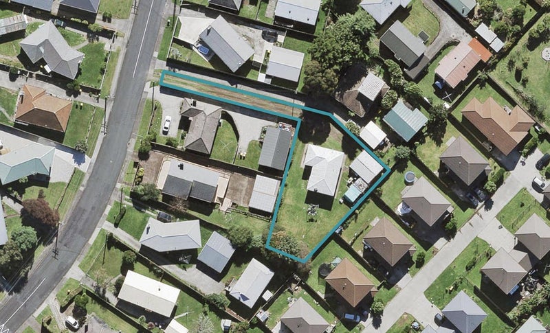 32 Barrys Road, Glendene, Auckland - Carousel 1