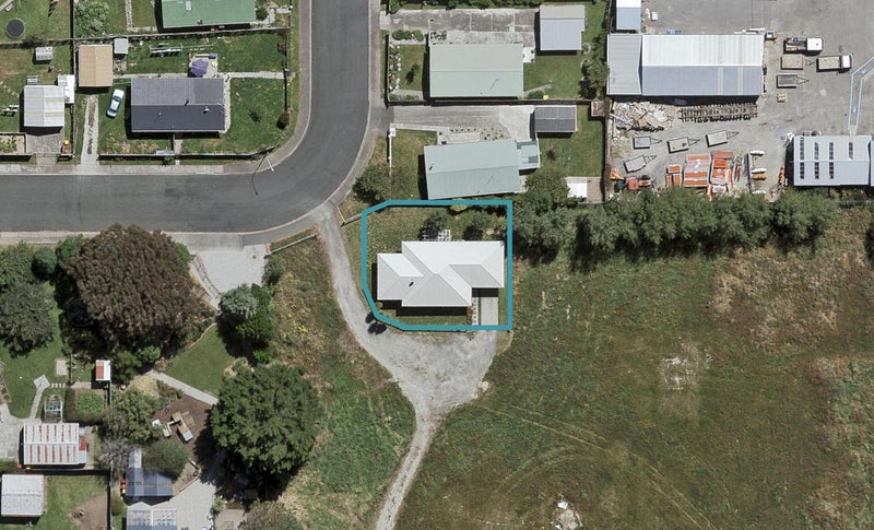109 Lothian Crescent, Strathern, Invercargill - Carousel 1