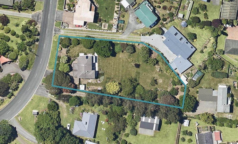 210 Tanners Point Road, Tanners Point, Katikati - Carousel 1