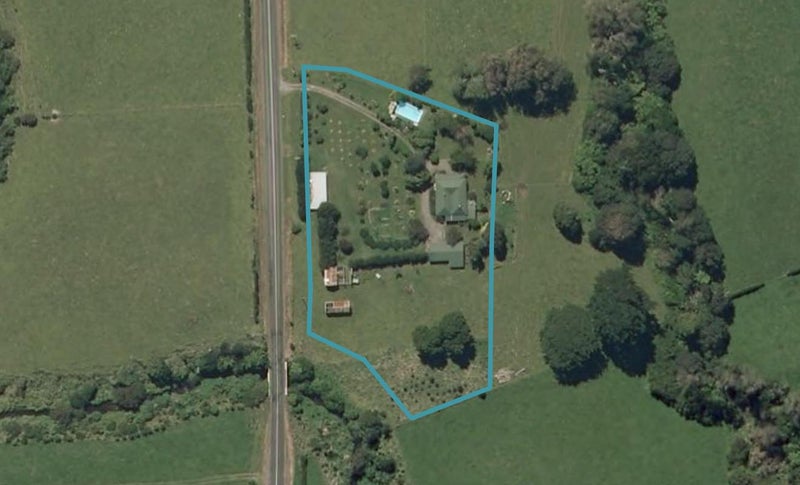 359 Richmond Road, Lepperton, New Plymouth - Carousel 1