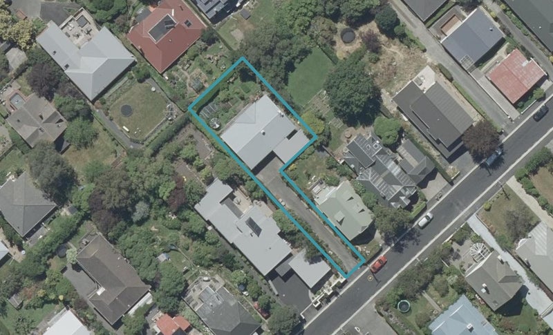 61 Warden Street, Opoho, Dunedin - Carousel 1